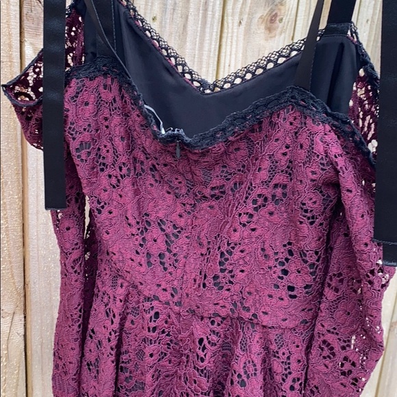 NWOT Alexis Krysten Blouse - Picture 9 of 9